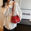 新款2023高级感颜值风生日礼物女包包单肩手提斜跨包包时尚百搭潮