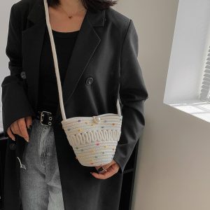 斜跨草编包棉线编织包手机零钱钥匙包镂空棉线编织包休闲可爱女包