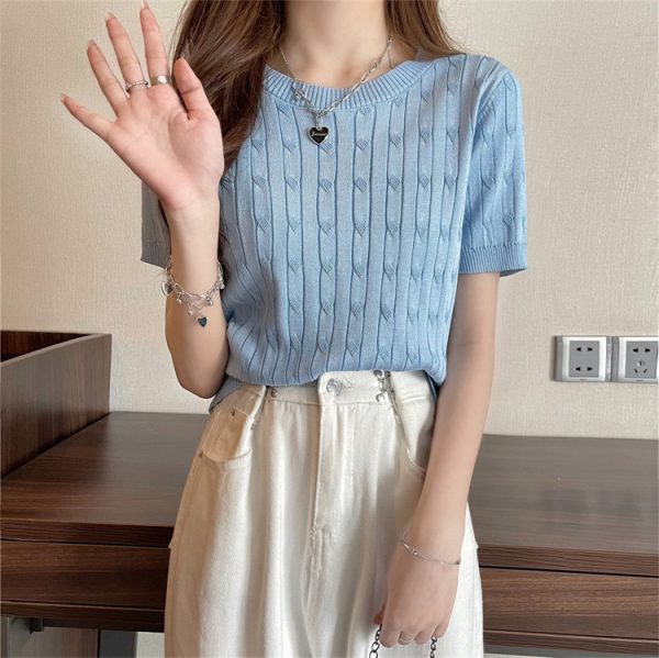 复古圆领短袖t恤针织衫女装薄款2024夏季设计感修身短款学生上衣